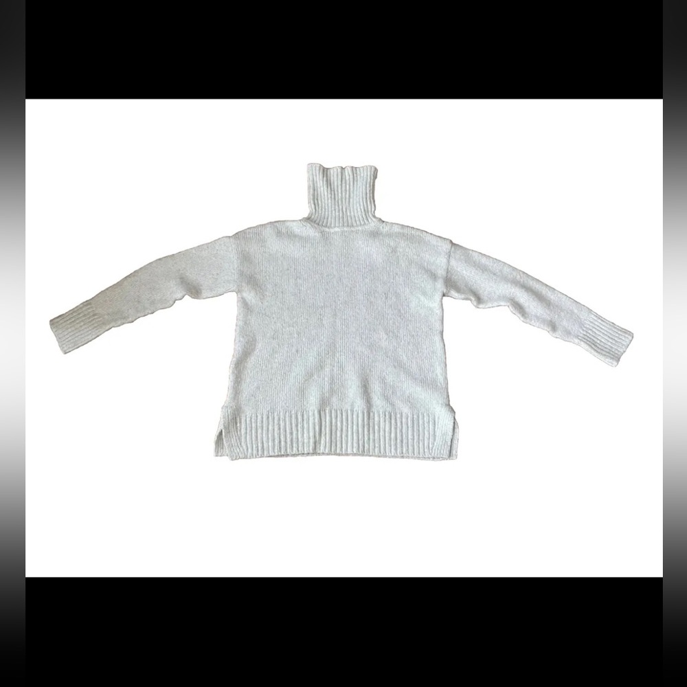 Banana Republic Turtleneck Sweater White Long Sleeve Womens Medium